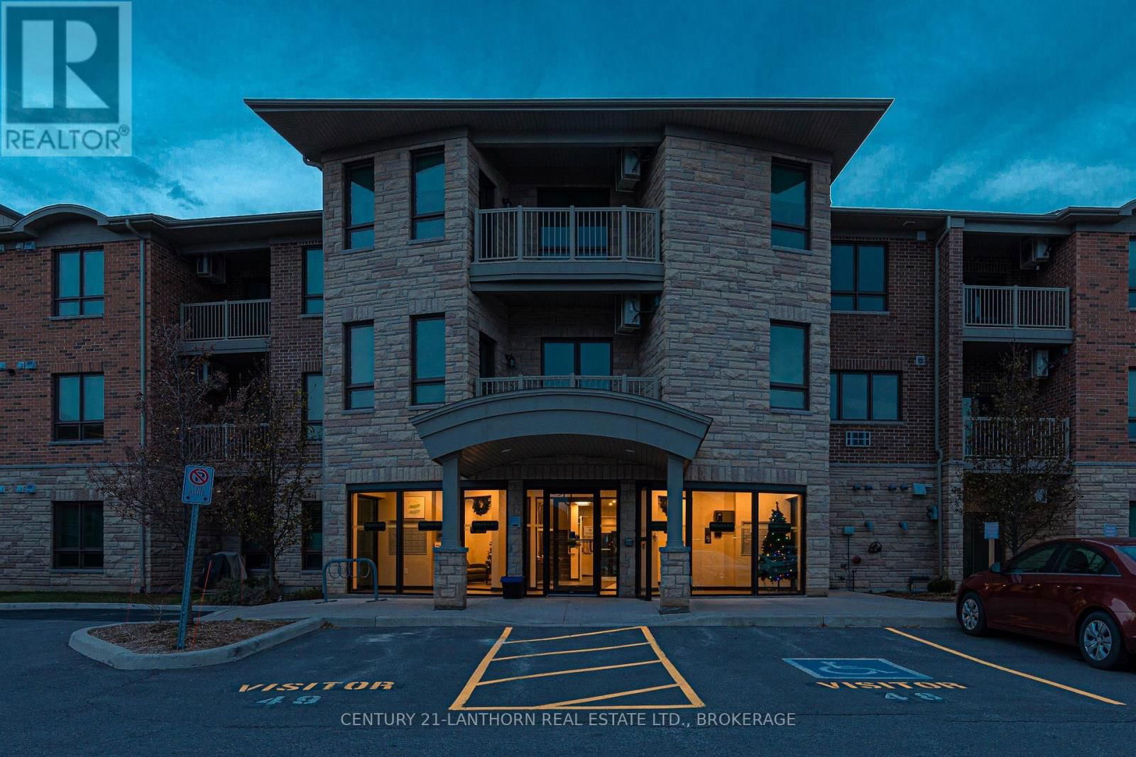 307 - 740 AUGUSTA DRIVE Image 13