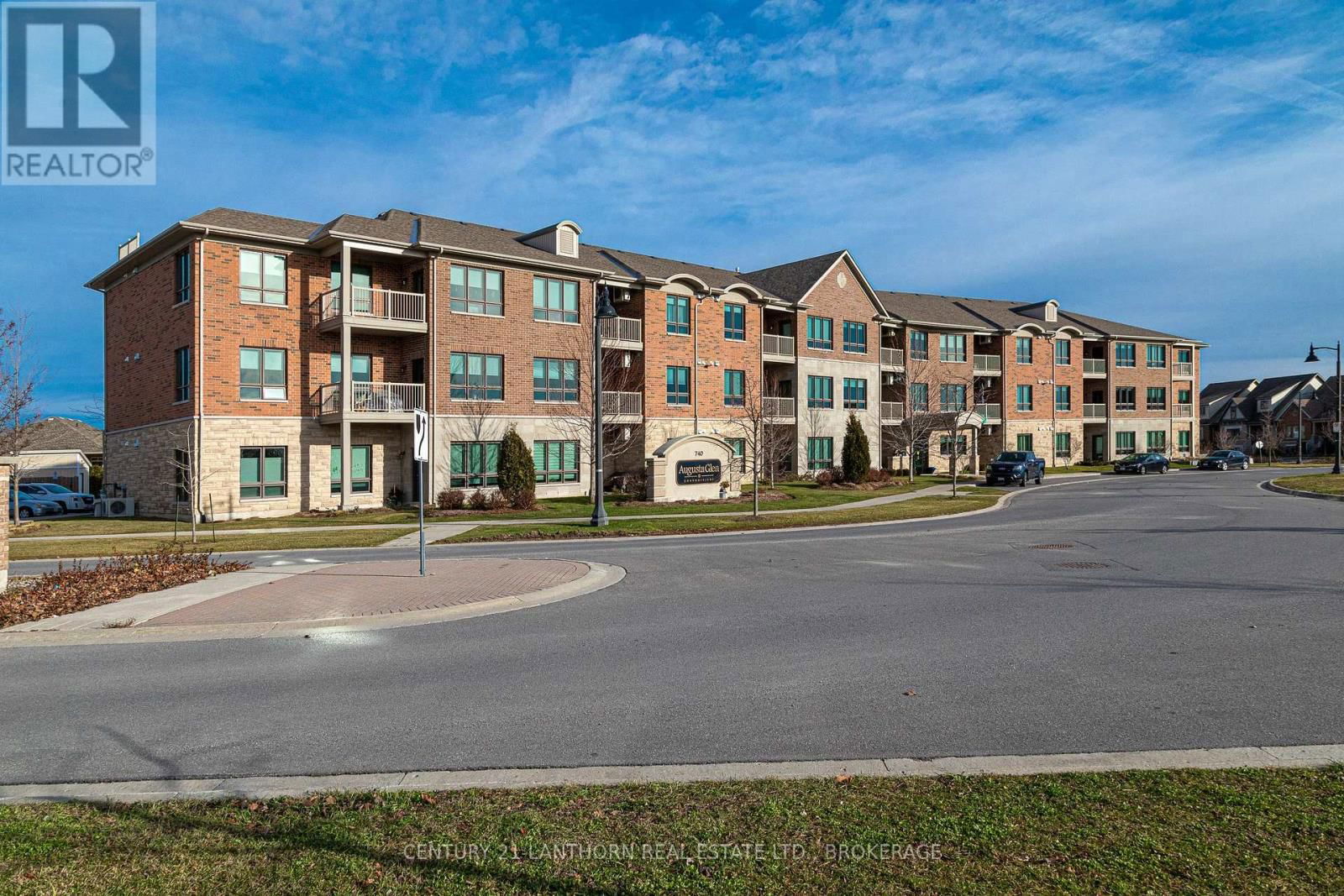 307 - 740 AUGUSTA DRIVE Image 2