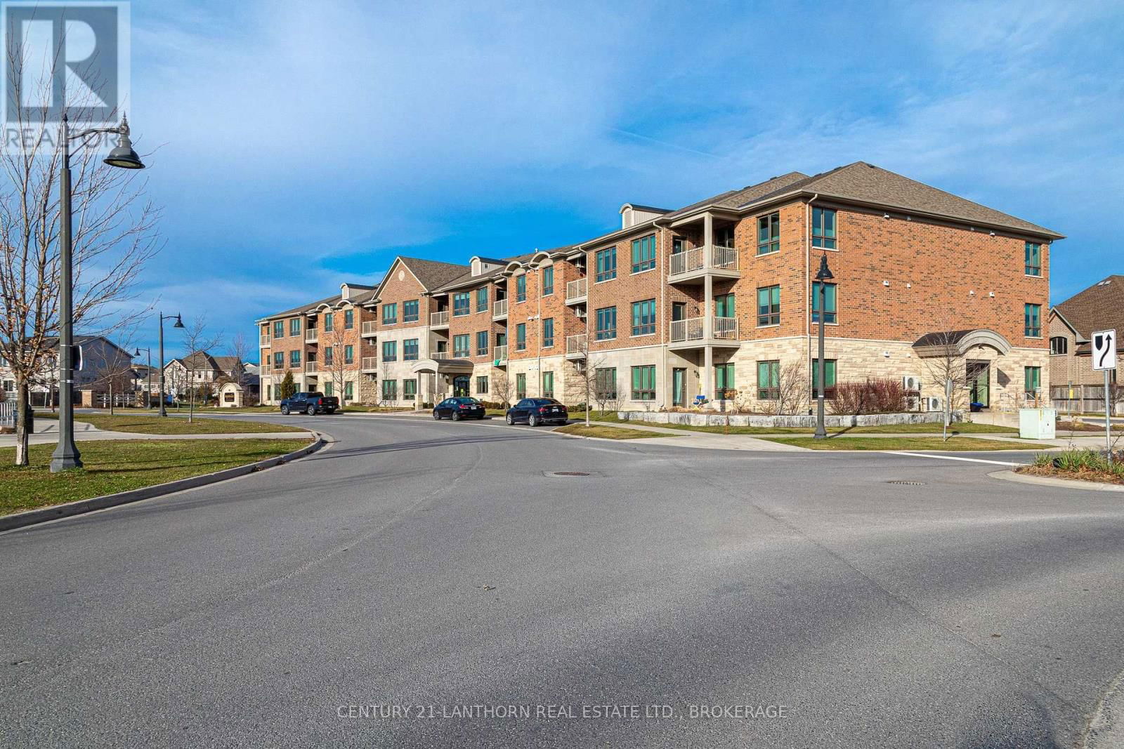 307 - 740 AUGUSTA DRIVE Image 6