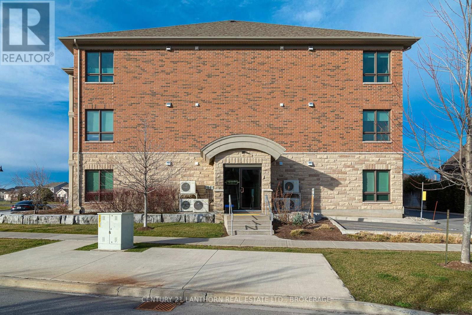307 - 740 AUGUSTA DRIVE Image 7