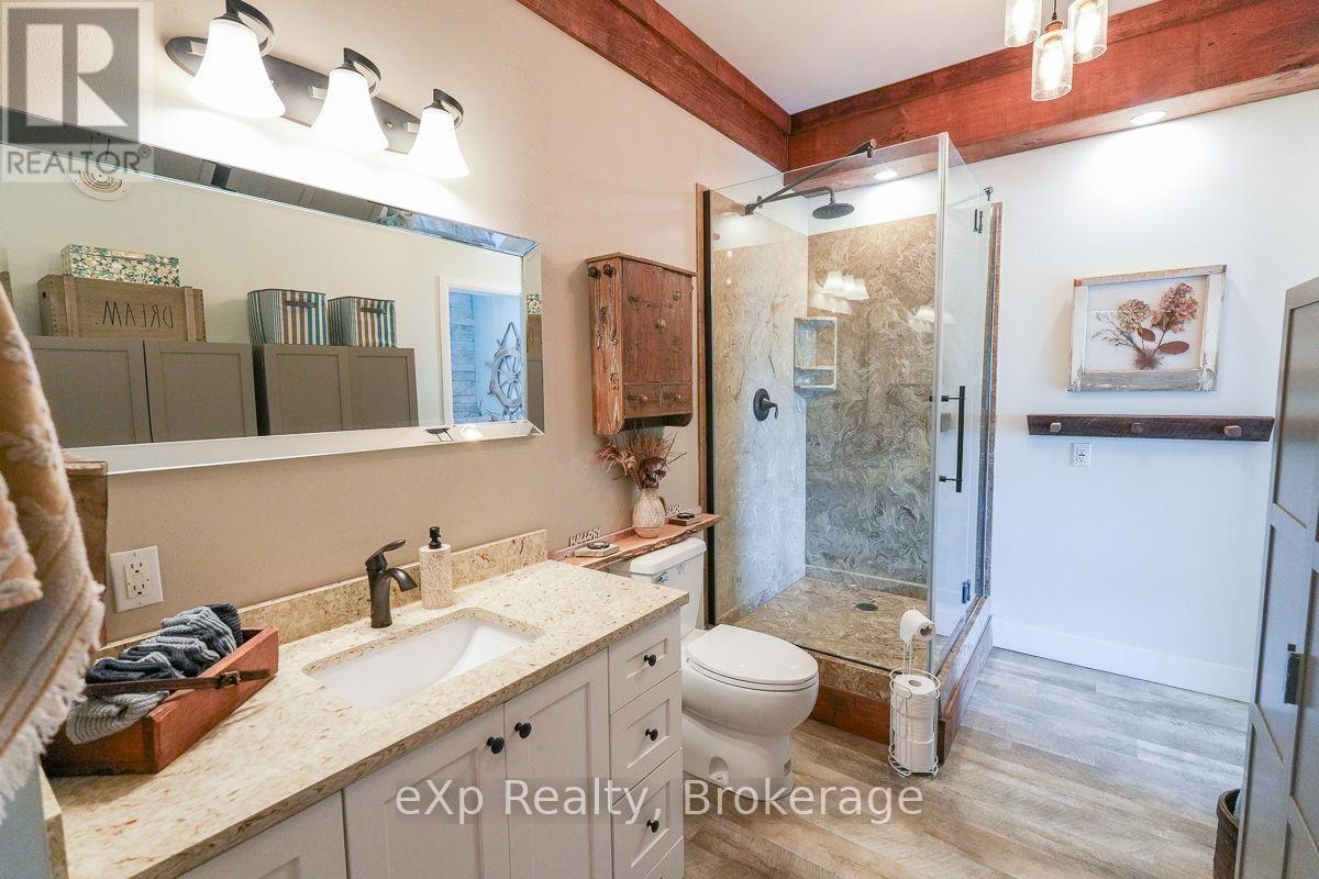 149 MALLORY BEACH ROAD Image 14