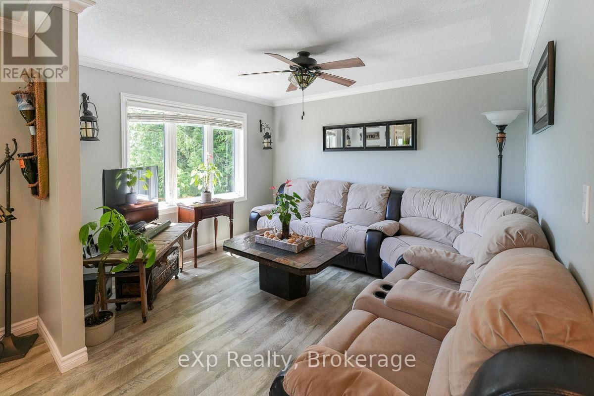 149 MALLORY BEACH ROAD Image 26