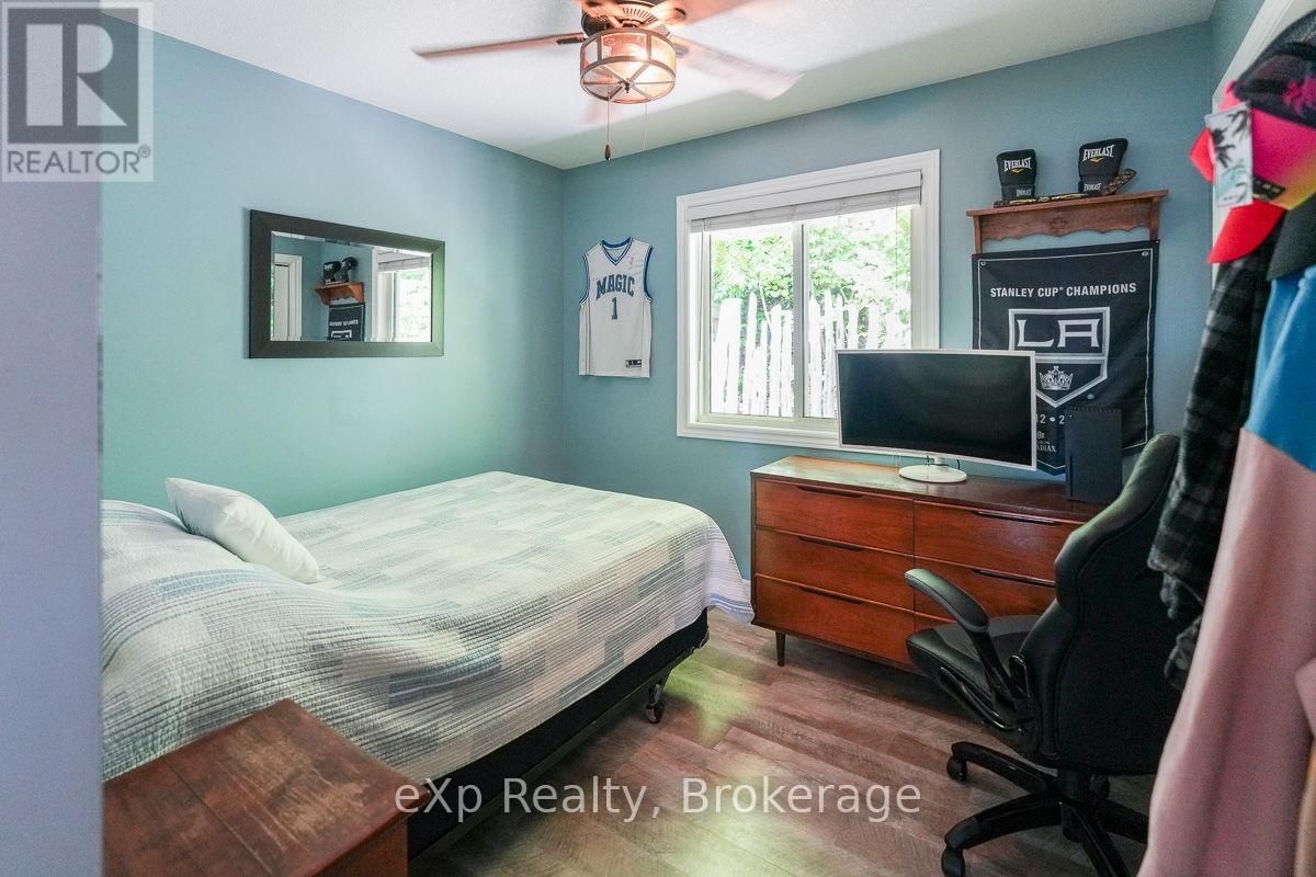 149 MALLORY BEACH ROAD Image 28