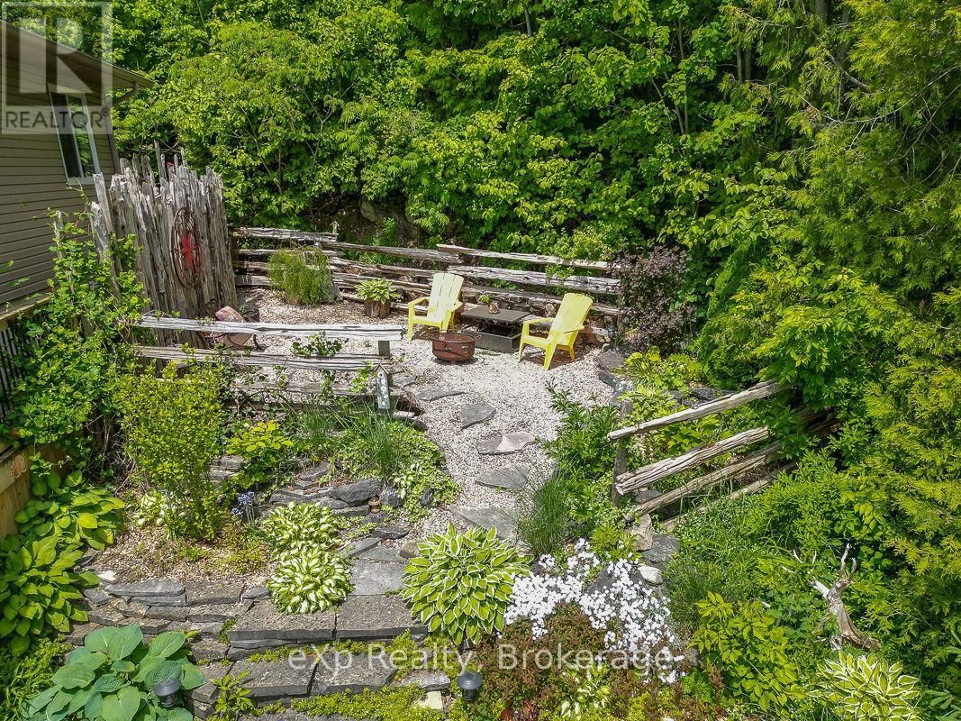 149 MALLORY BEACH ROAD Image 35