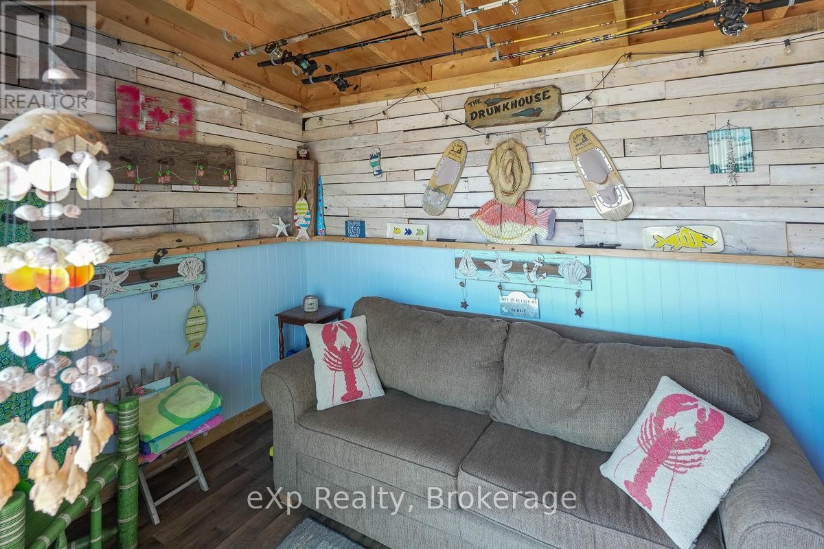 149 MALLORY BEACH ROAD Image 41