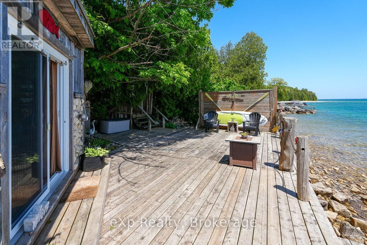 149 MALLORY BEACH ROAD Image 43