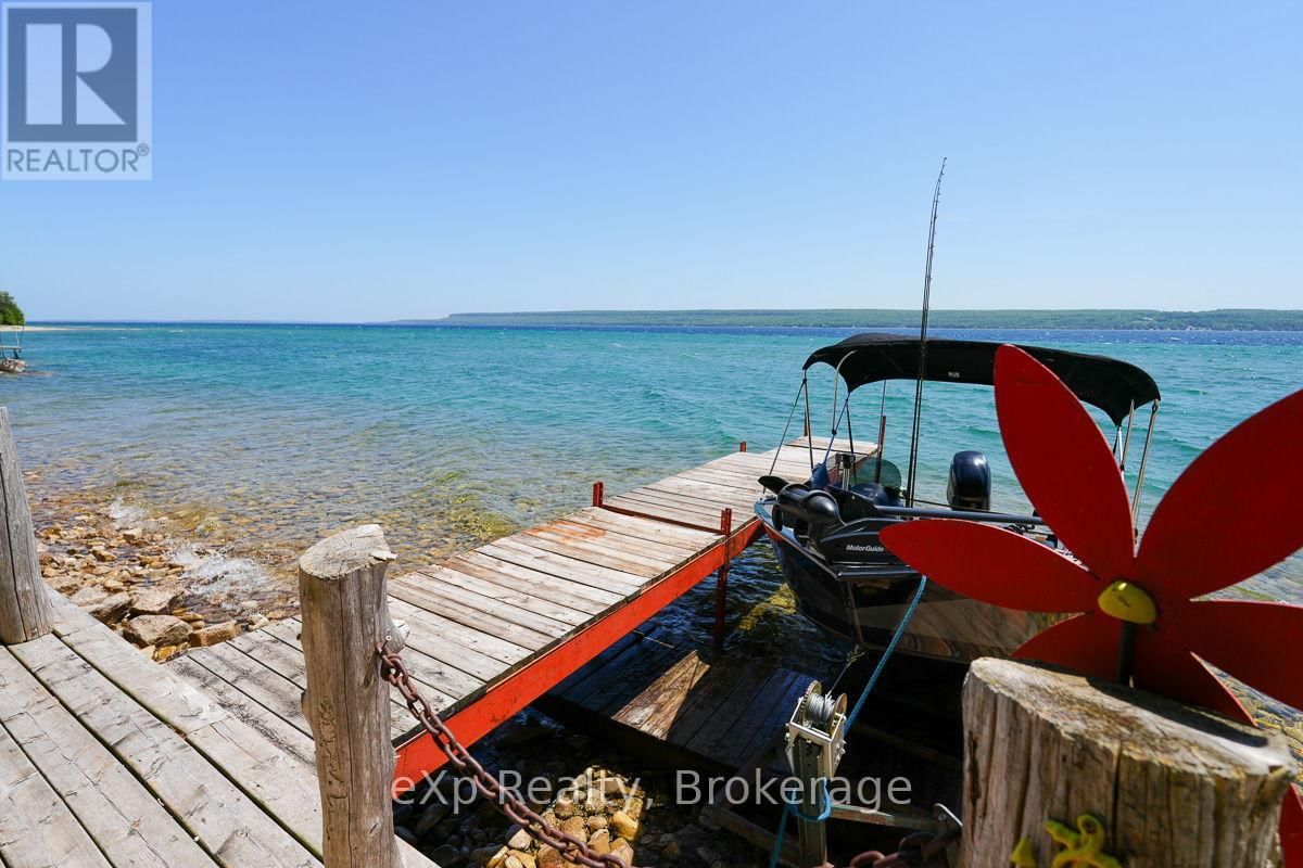 149 MALLORY BEACH ROAD Image 44