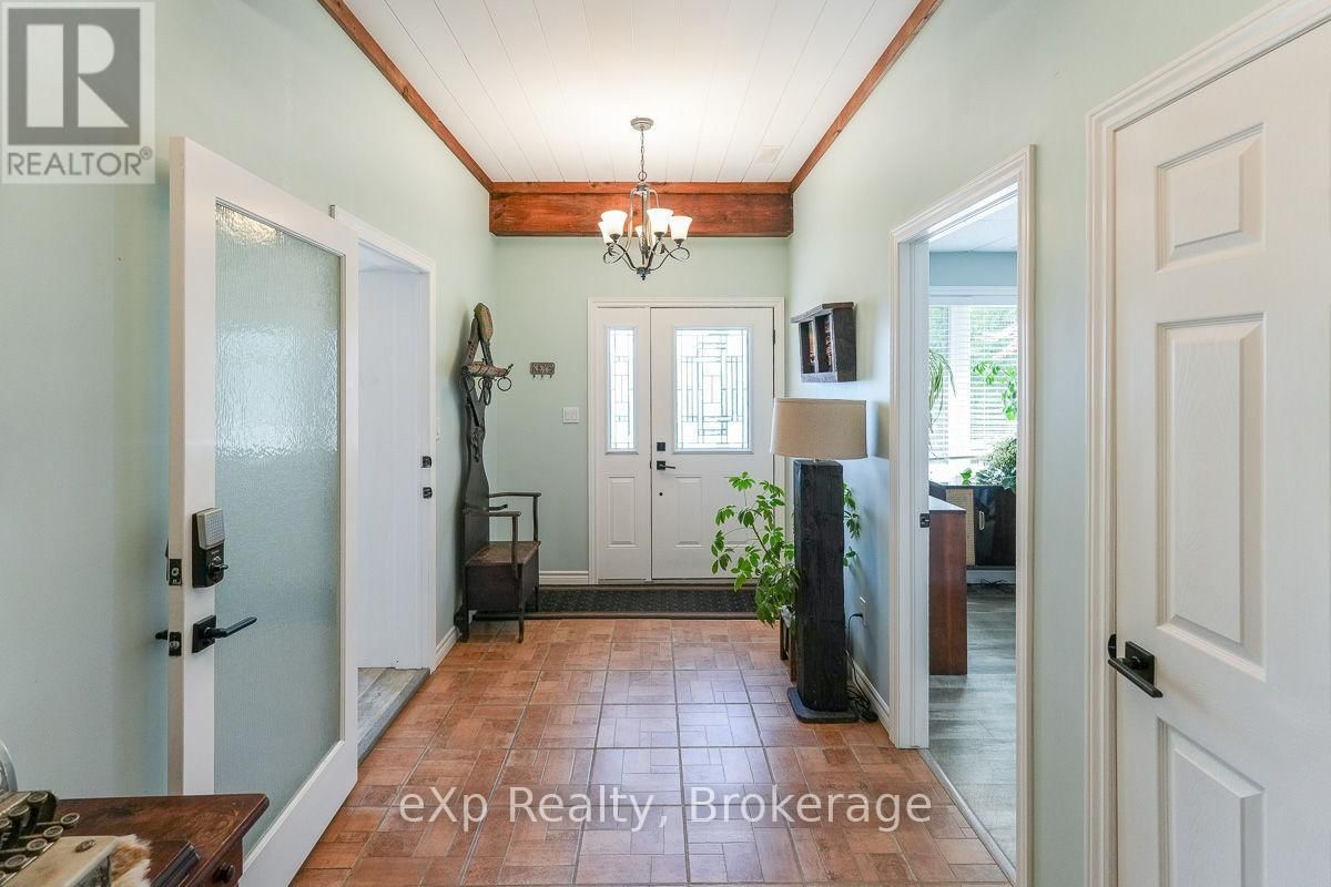 149 MALLORY BEACH ROAD Image 5