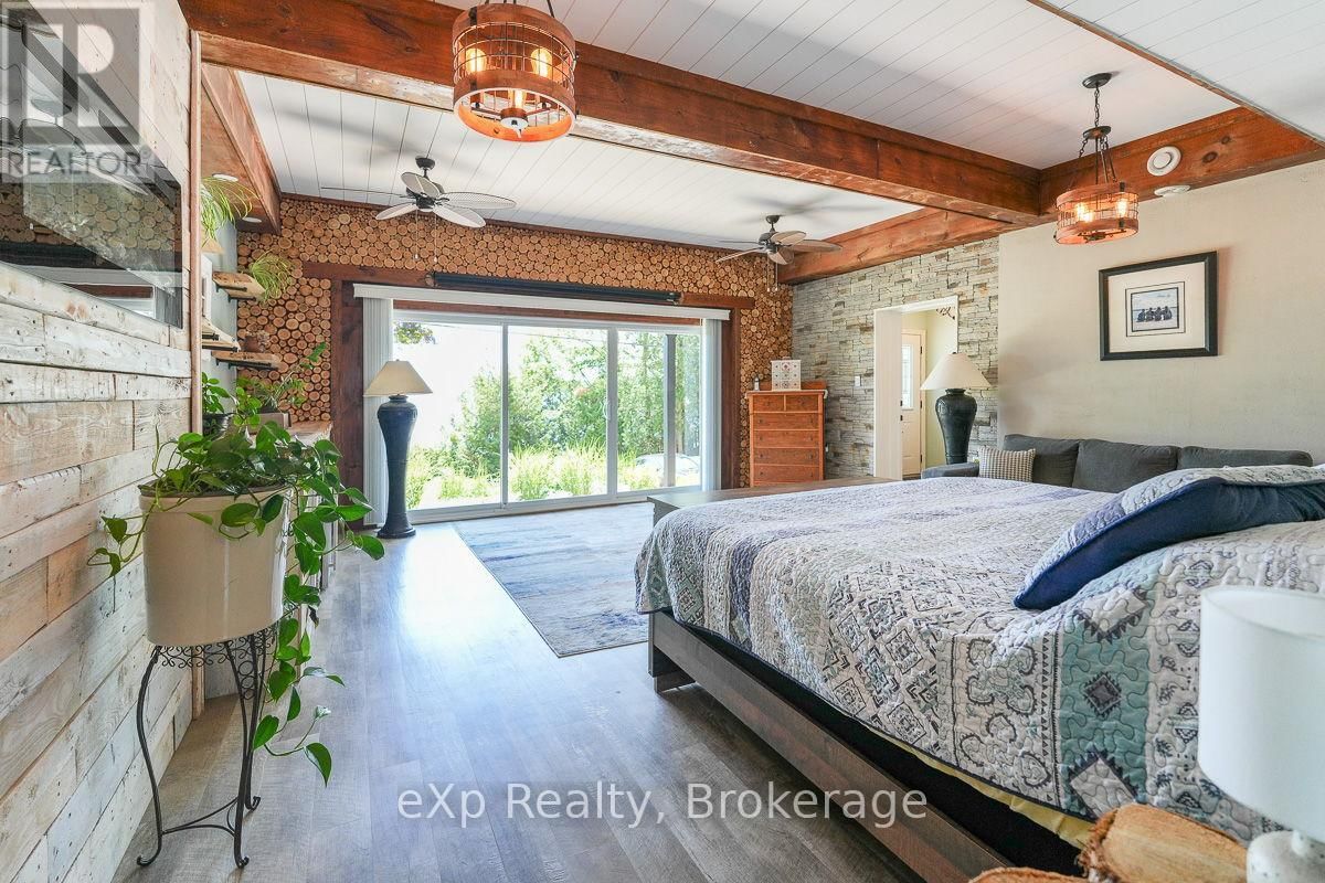 149 MALLORY BEACH ROAD Image 9