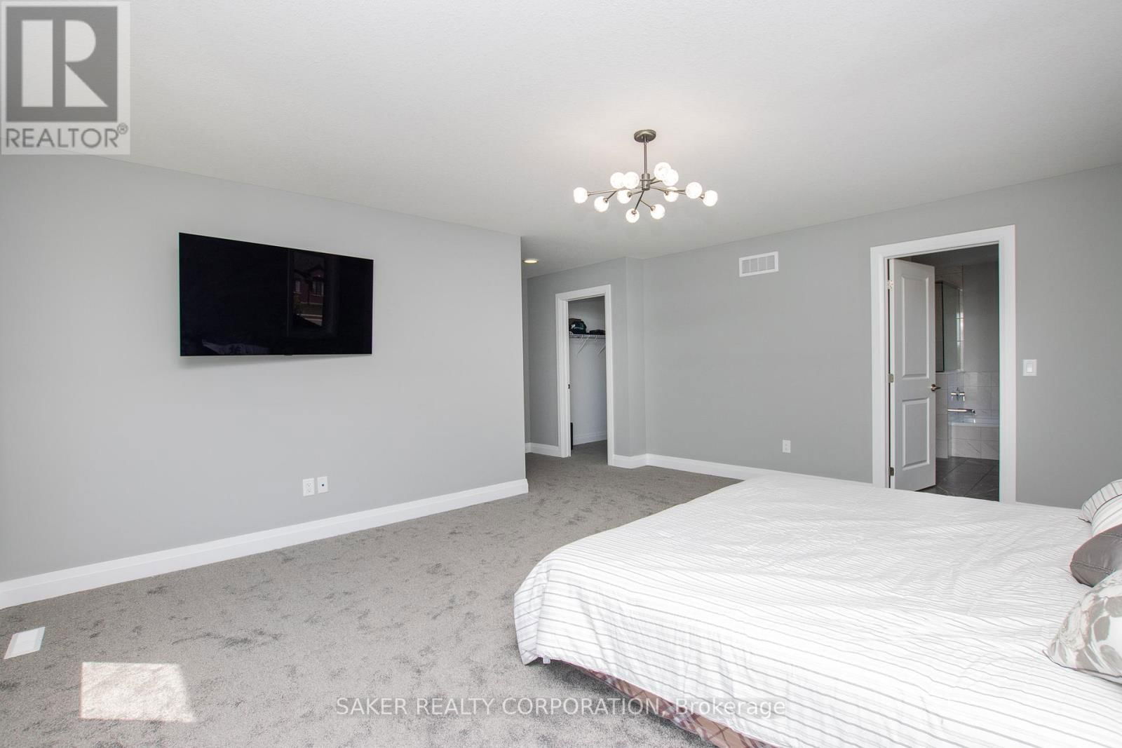 2205 LOCKWOOD CRESCENT Image 22