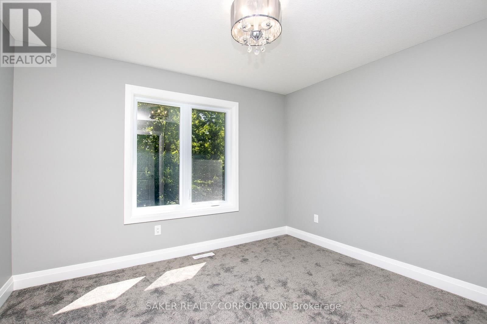 2205 LOCKWOOD CRESCENT Image 35
