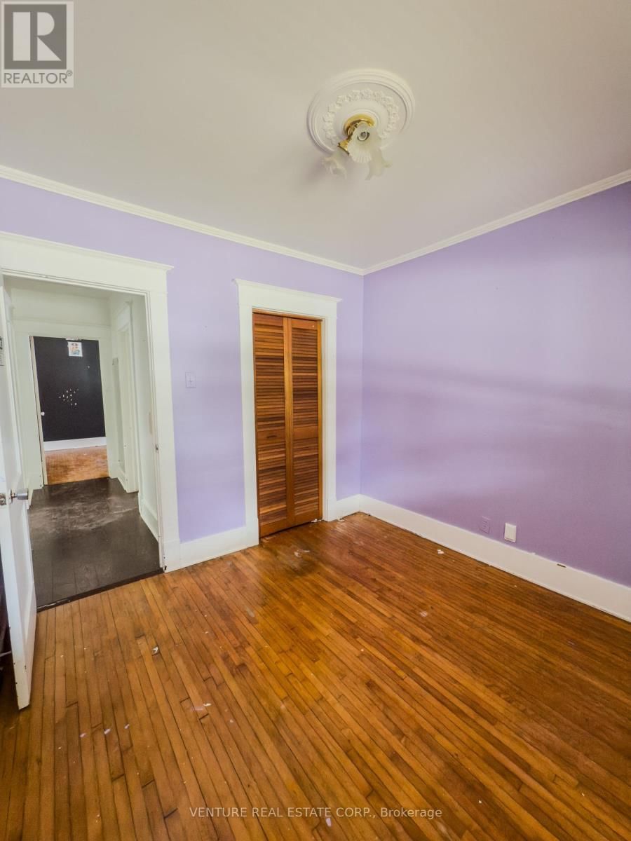 177 GORDON STREET Image 14