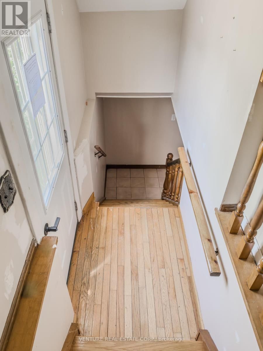 177 GORDON STREET Image 17