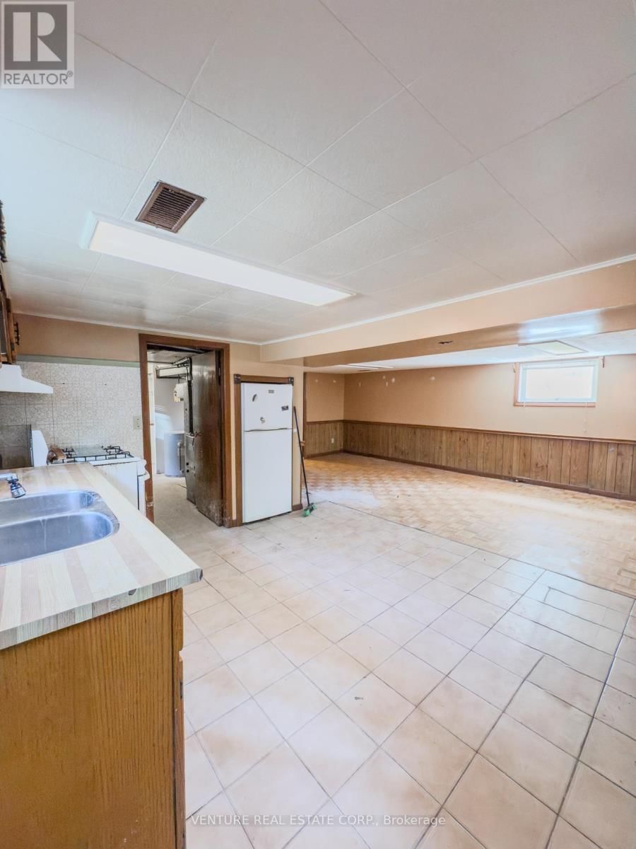 177 GORDON STREET Image 20