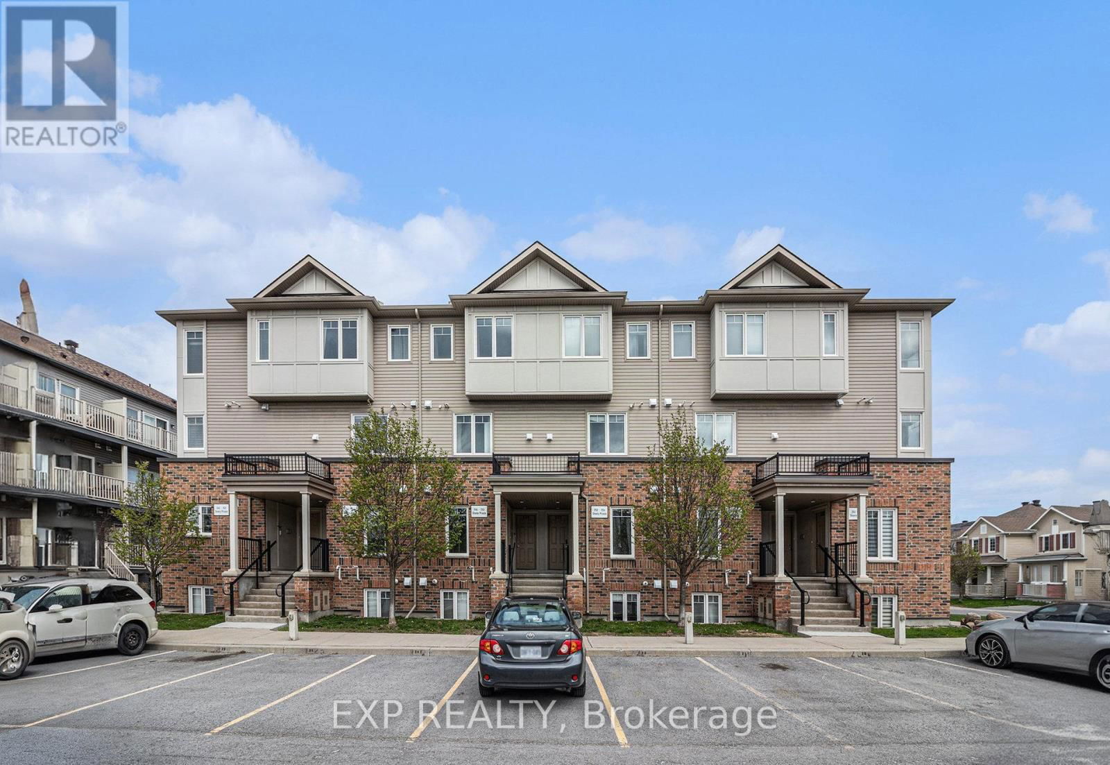 250 SHANLY PRIVATE Image 1