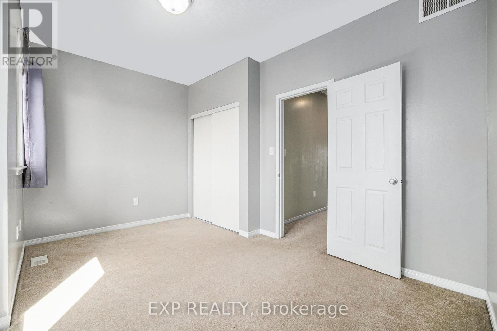 250 SHANLY PRIVATE Image 18