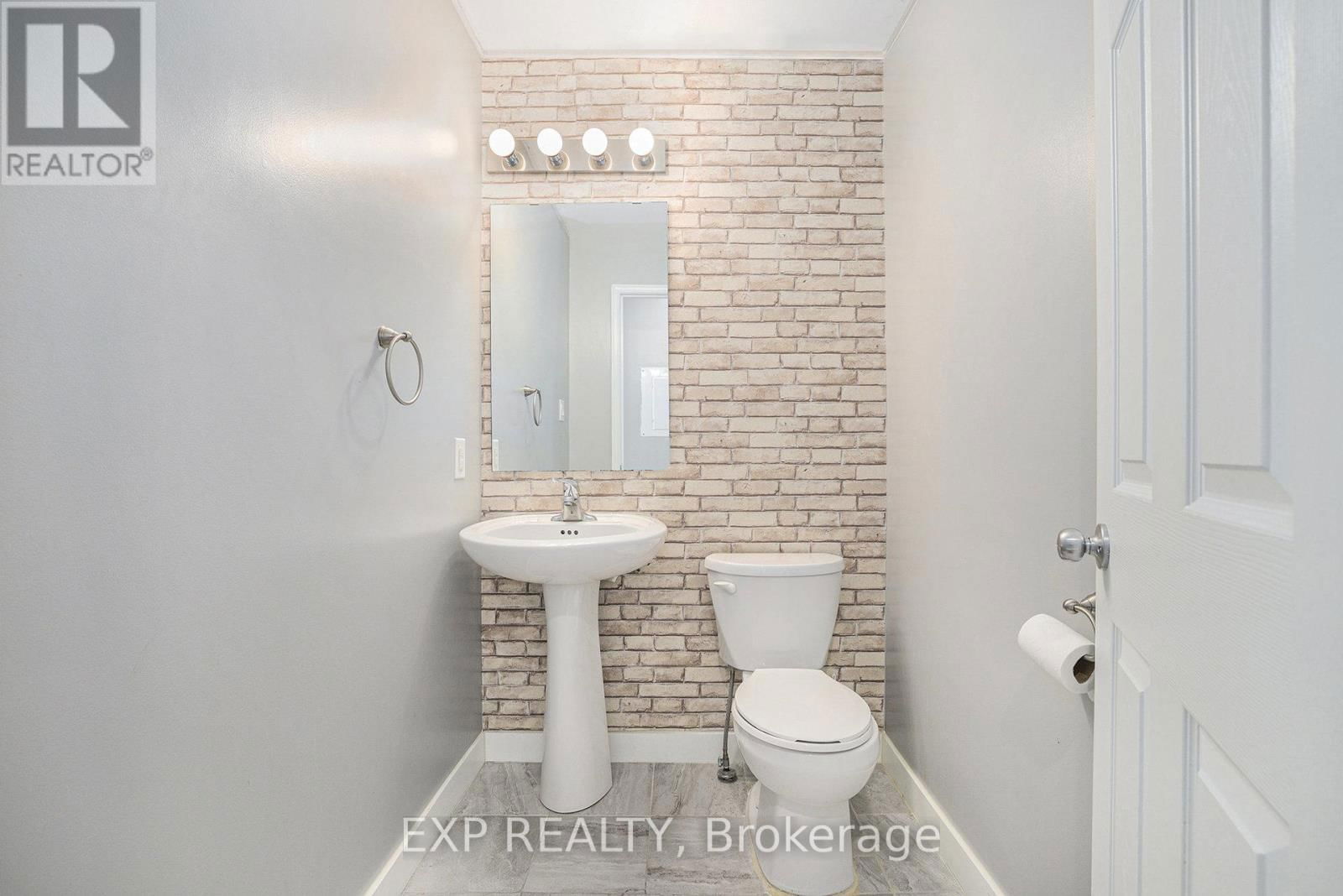 250 SHANLY PRIVATE Image 19