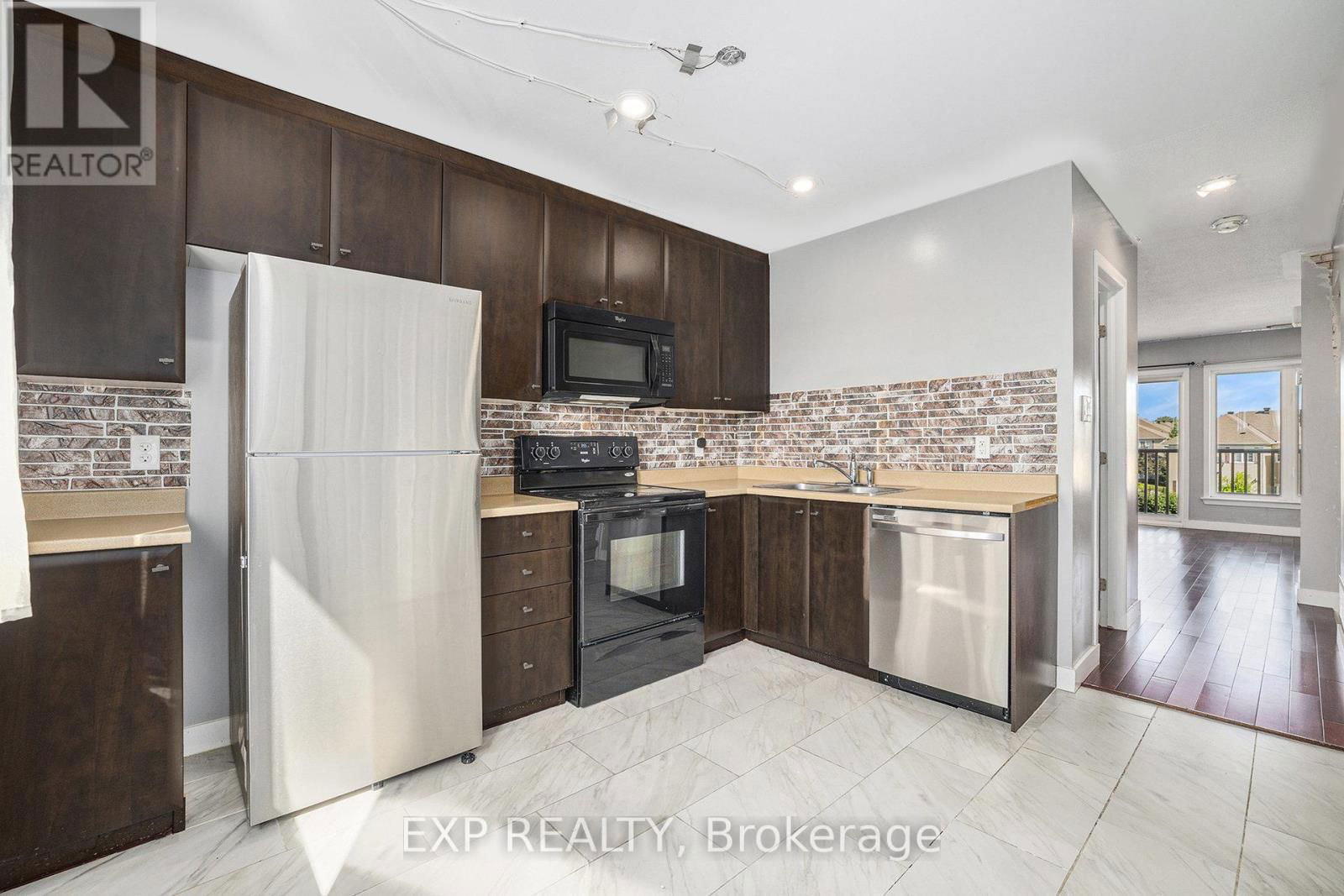 250 SHANLY PRIVATE Image 7