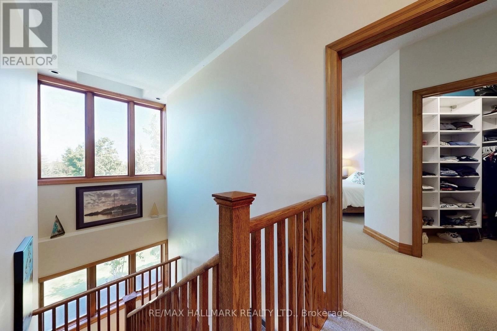 2 - 228 BLUESKI GEORGE CRESCENT Image 20