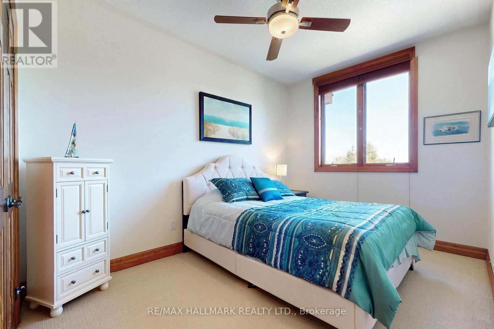 2 - 228 BLUESKI GEORGE CRESCENT Image 25