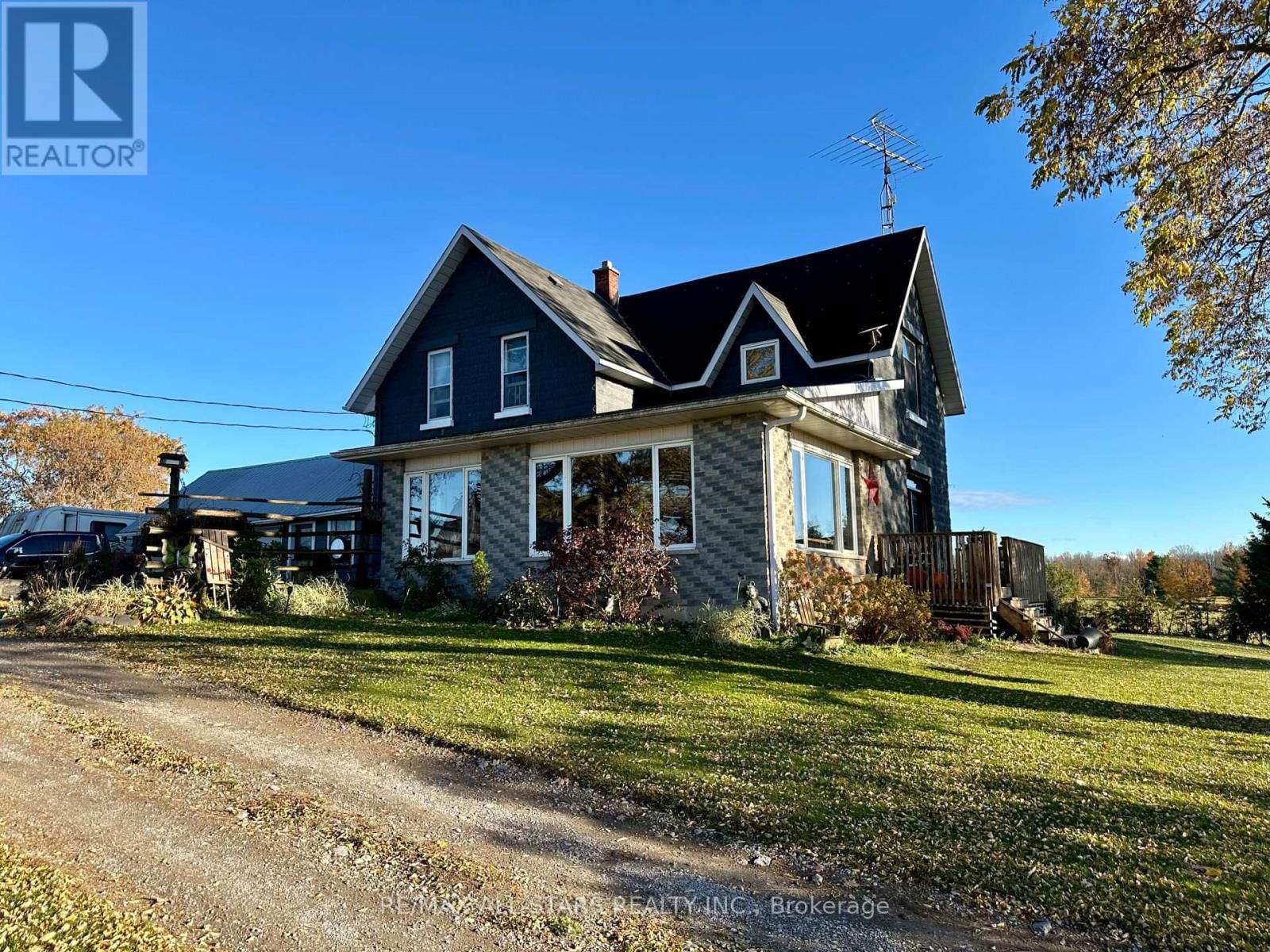 237 HICKORY BEACH ROAD Image 31