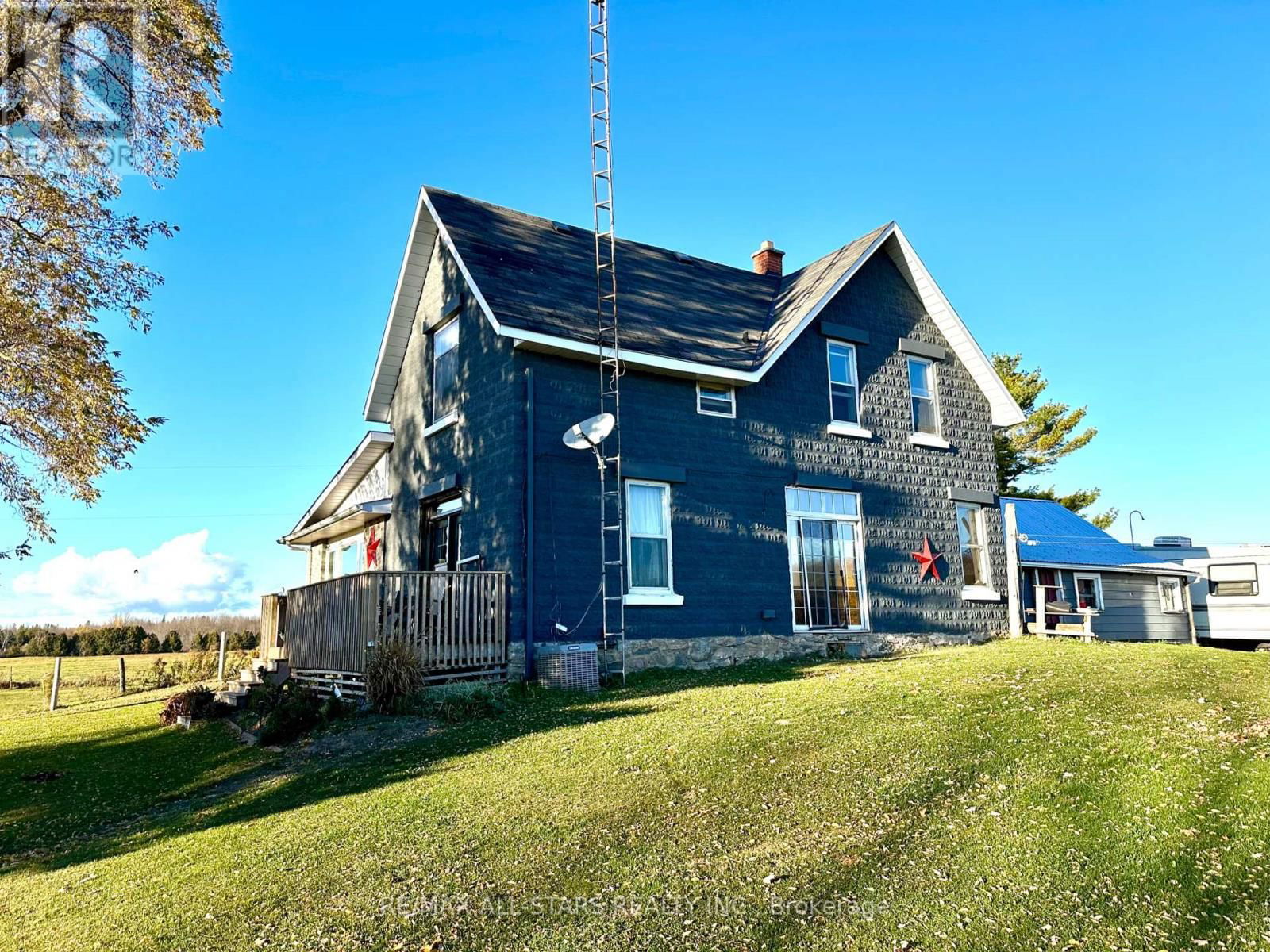 237 HICKORY BEACH ROAD Image 32