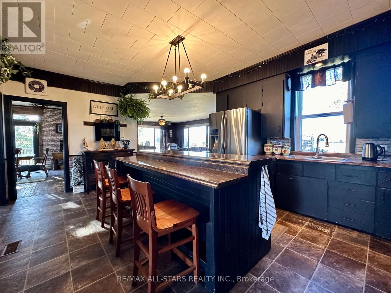 237 HICKORY BEACH ROAD Image 8