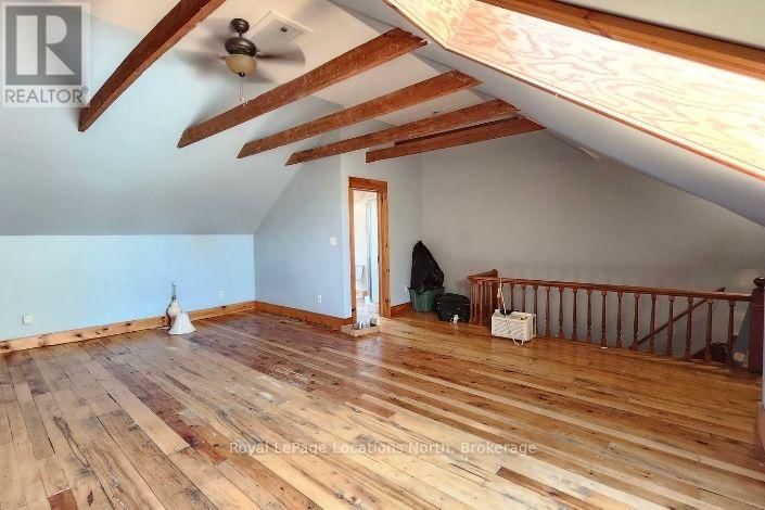 382 8TH STREET EAST Image 14
