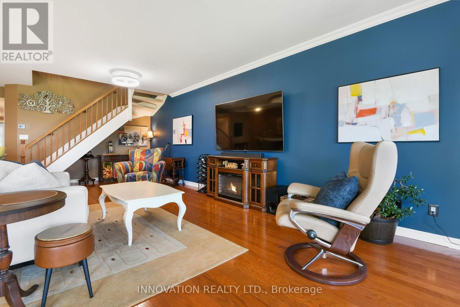2C - 150 ROBSON COURT Image 15