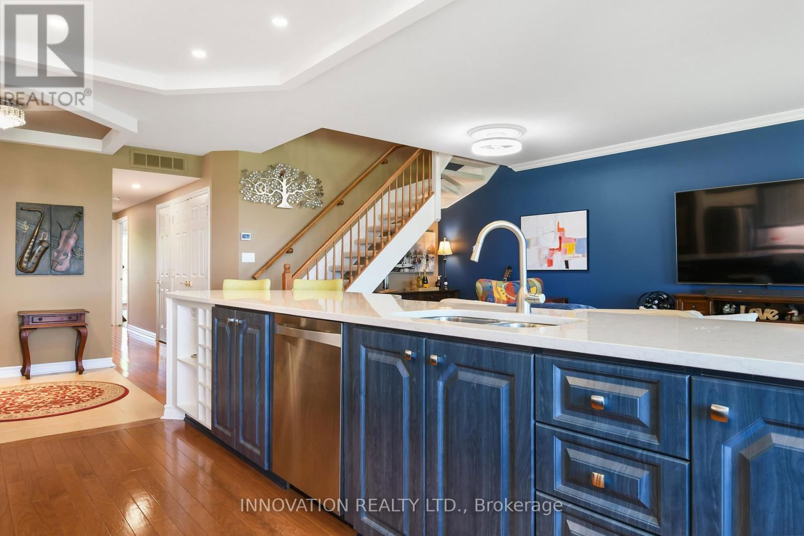 2C - 150 ROBSON COURT Image 22