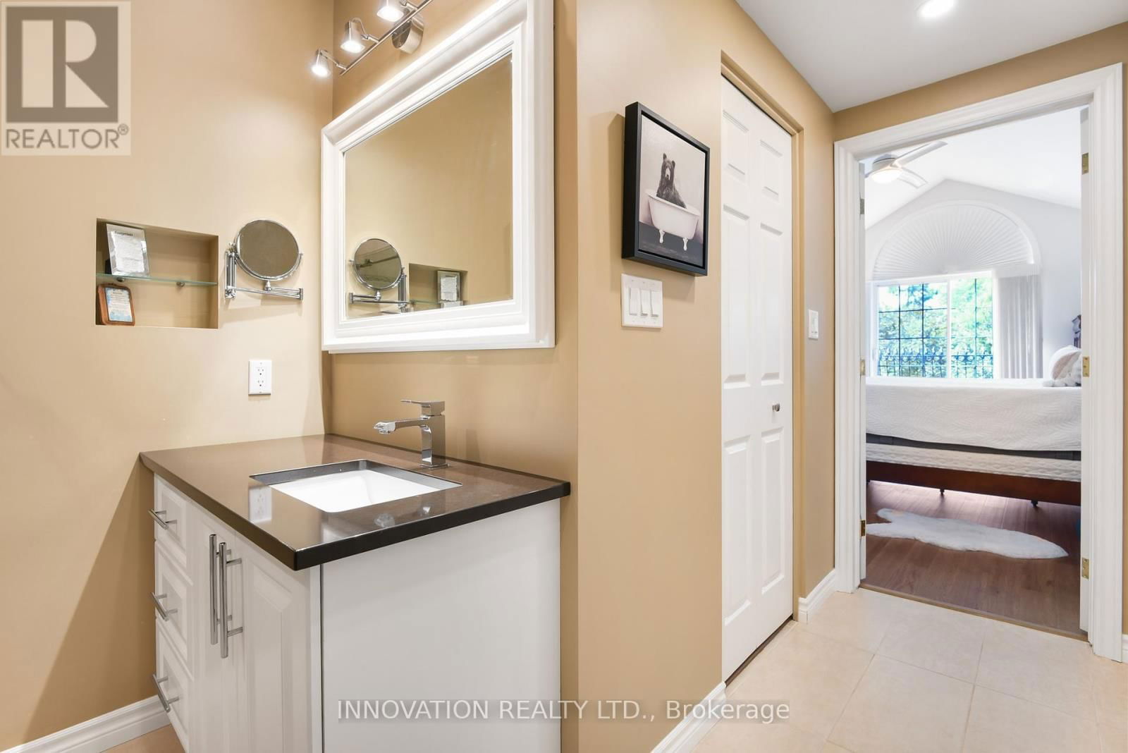 2C - 150 ROBSON COURT Image 27