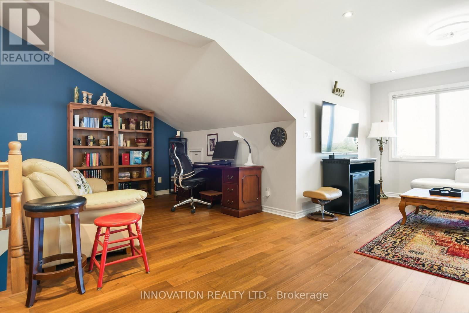 2C - 150 ROBSON COURT Image 38