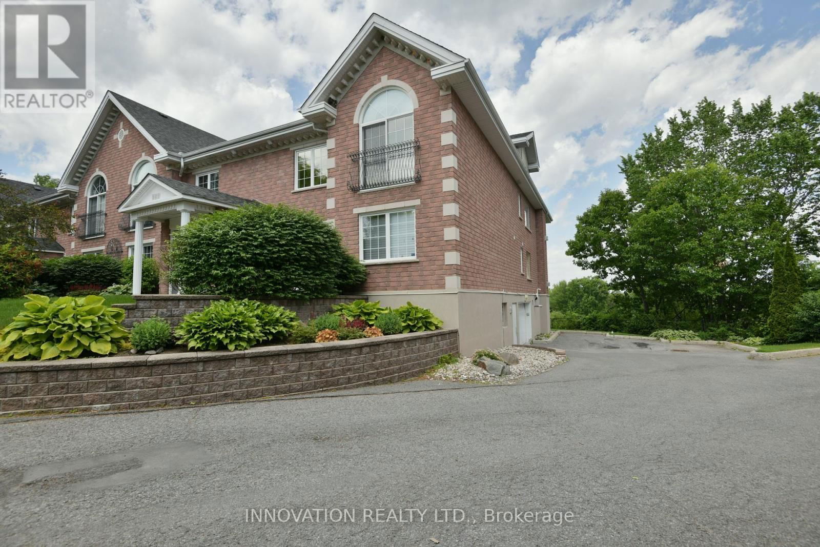 2C - 150 ROBSON COURT Image 4