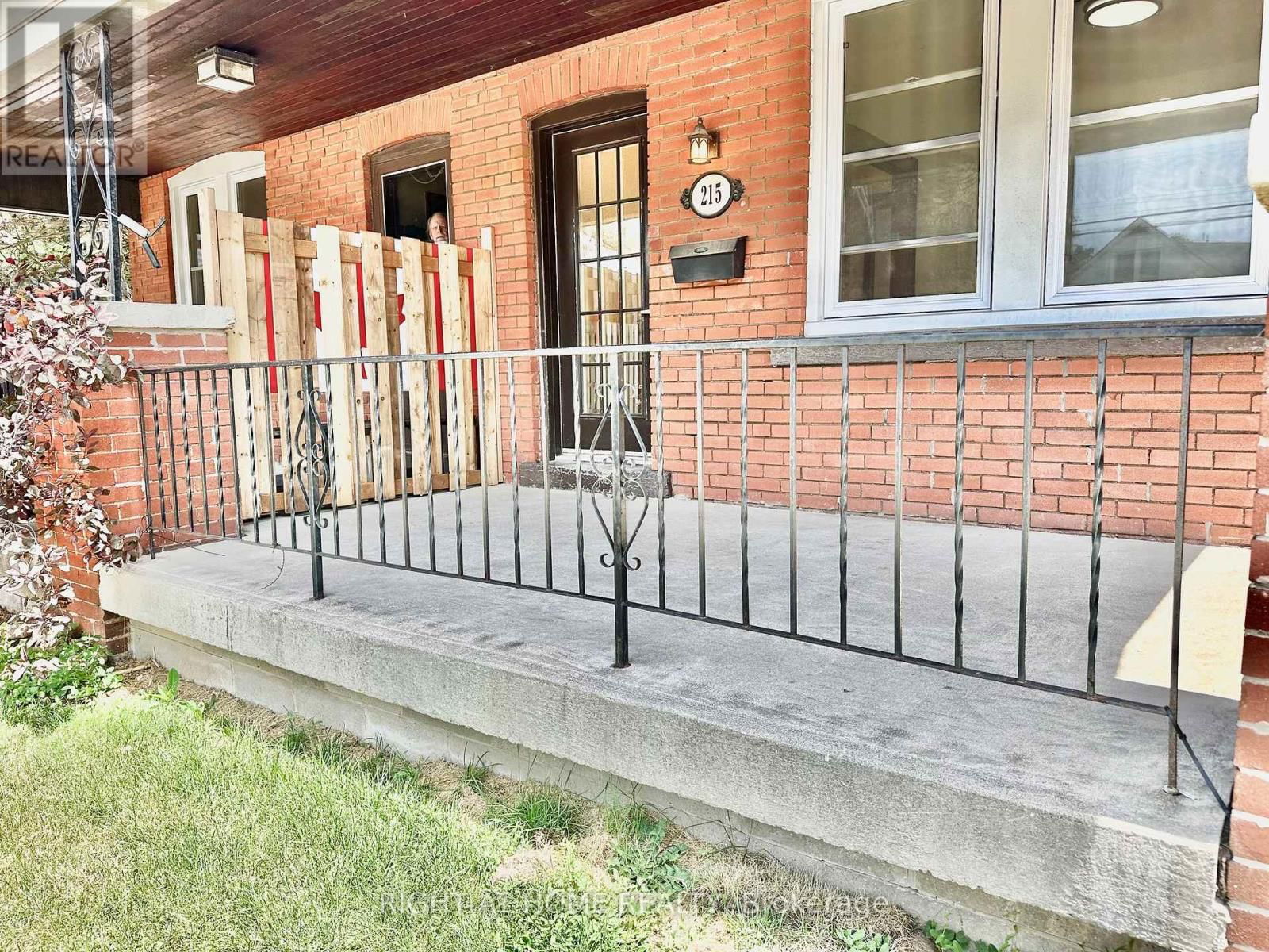 215 ROSEWOOD ROAD Image 4