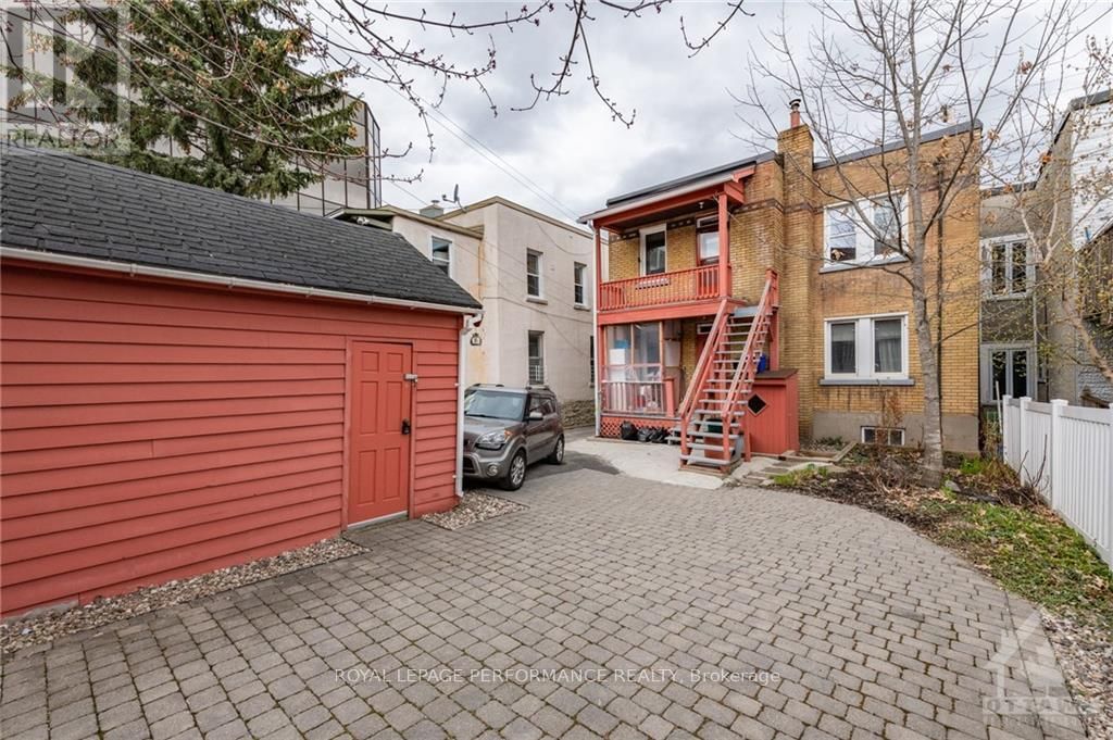 46 ST ANDREW STREET Image 39