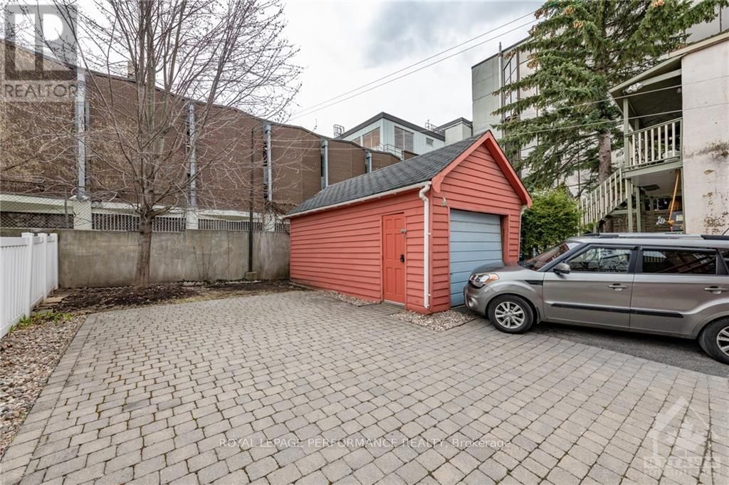 46 ST ANDREW STREET Image 40
