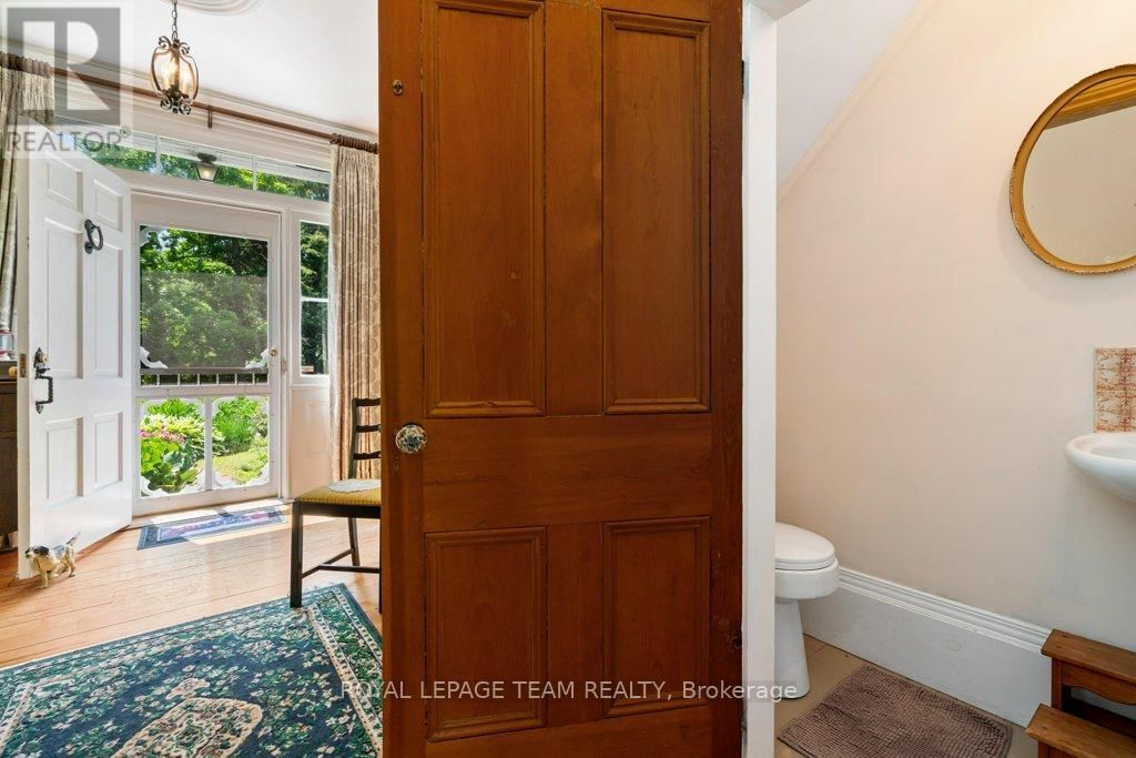 10095 SHAW ROAD Image 17