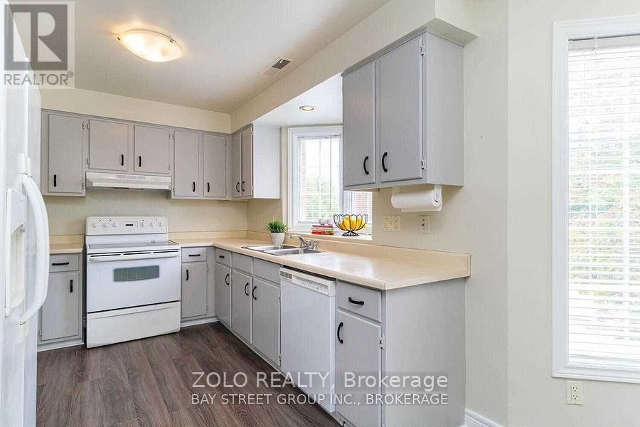 21 - 703 WINDERMERE ROAD NORTH Image 14