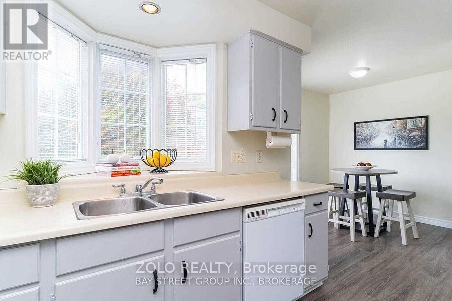 21 - 703 WINDERMERE ROAD NORTH Image 16