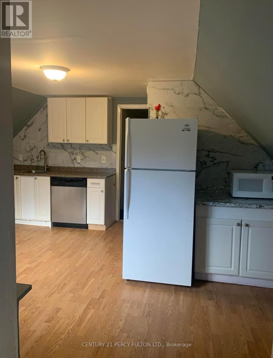 541 AYLMER STREET NORTH Image 23