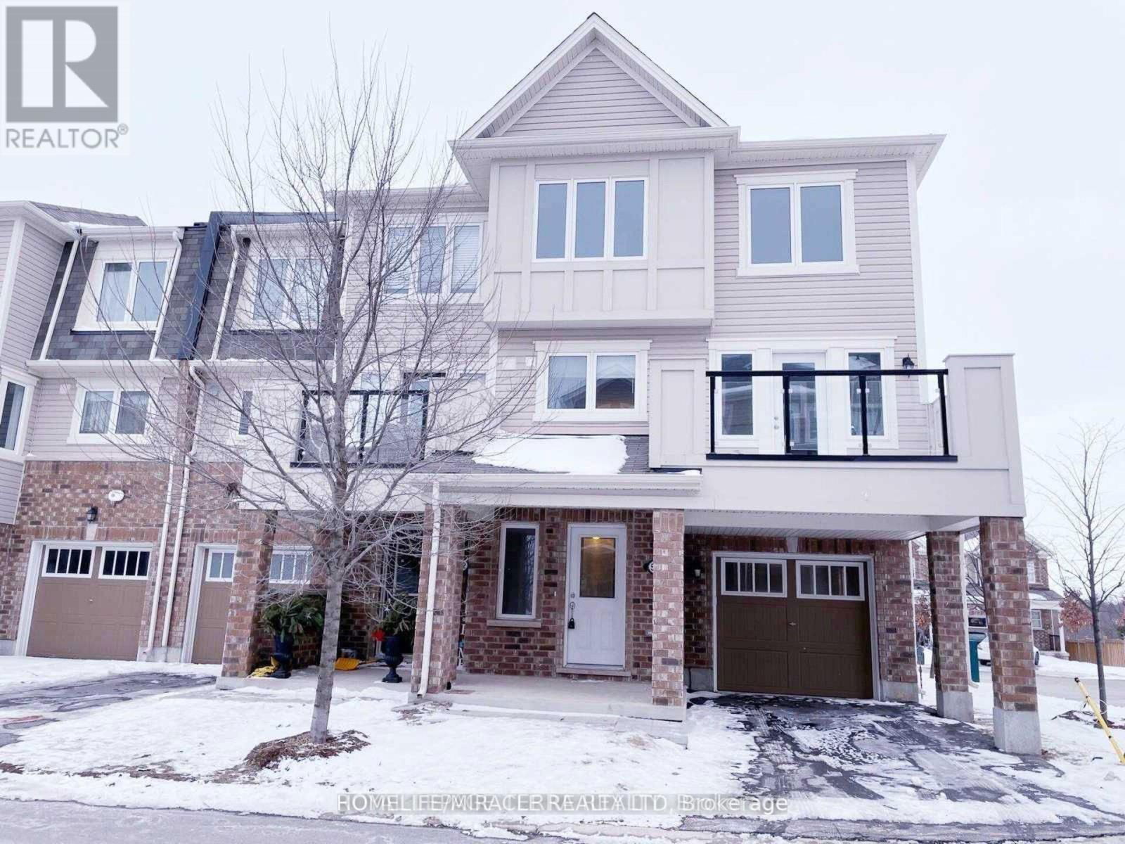 127 - 540 GOLDENROD LANE Image 2