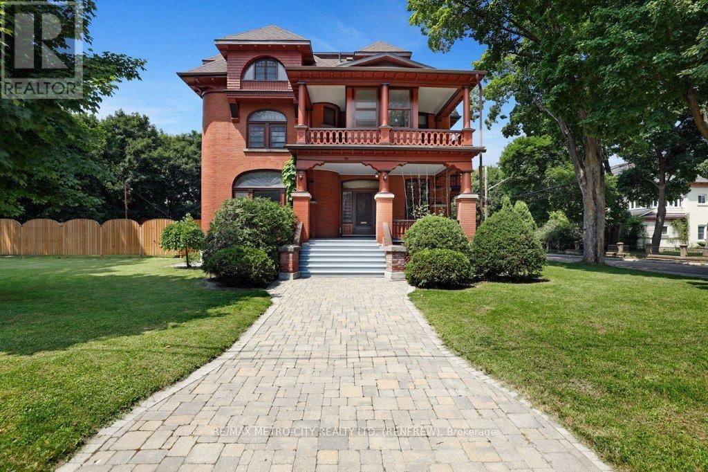 154 QUARRY AVENUE Image 1
