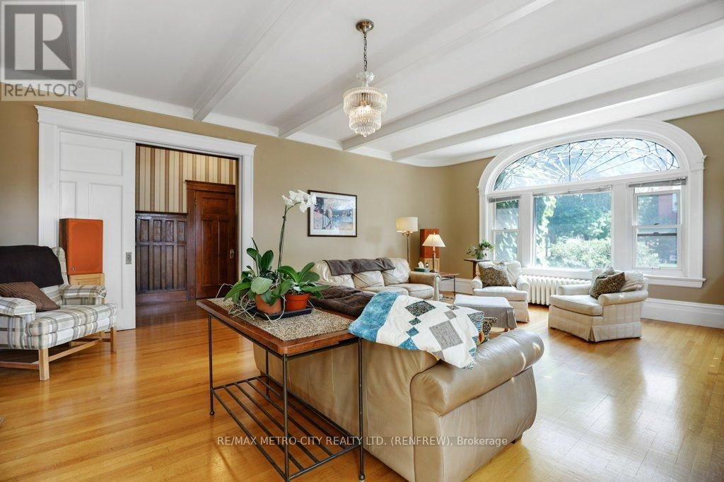 154 QUARRY AVENUE Image 12