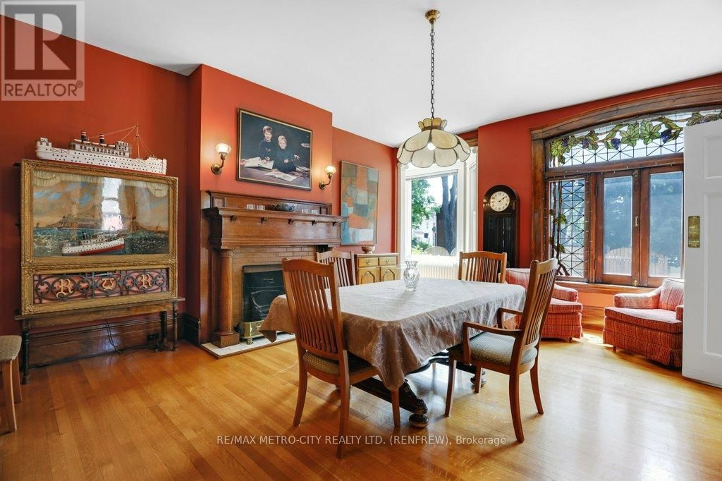 154 QUARRY AVENUE Image 14