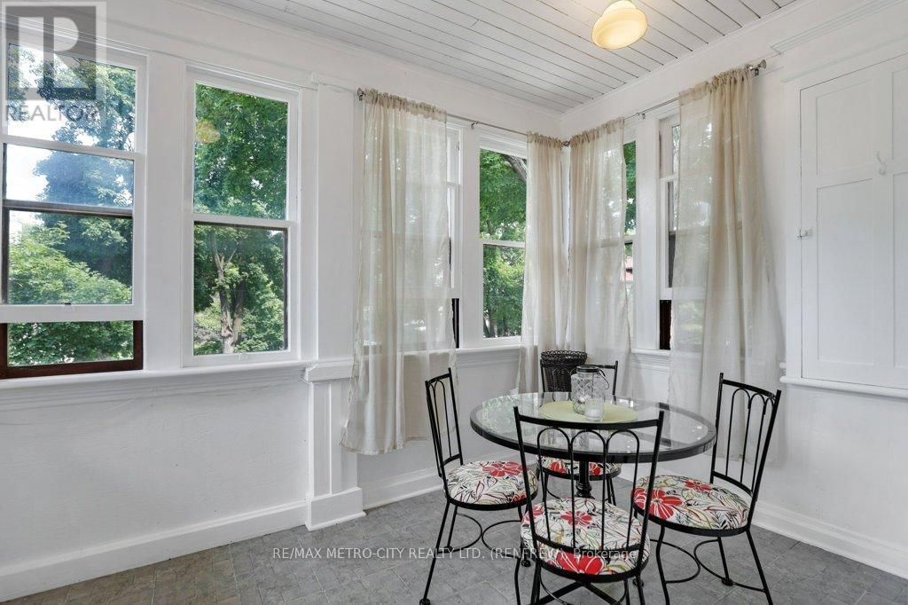 154 QUARRY AVENUE Image 26