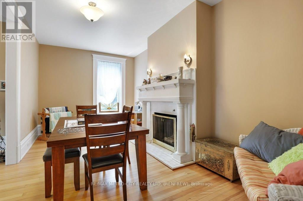 154 QUARRY AVENUE Image 30