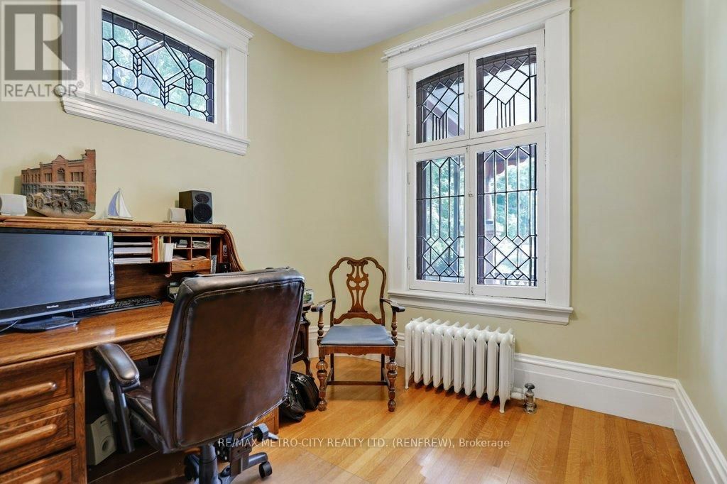 154 QUARRY AVENUE Image 7