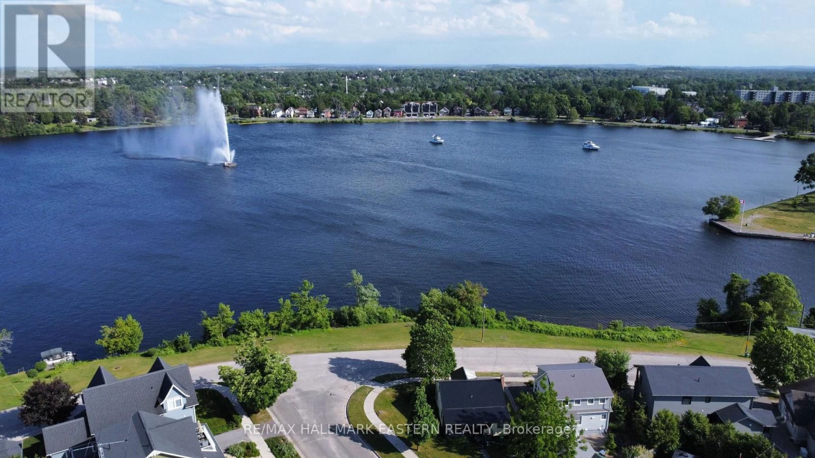 63 EDGEWATER BOULEVARD Image 1