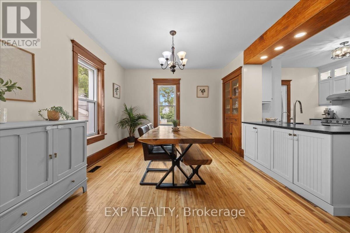 485 VICTORIA STREET Image 10