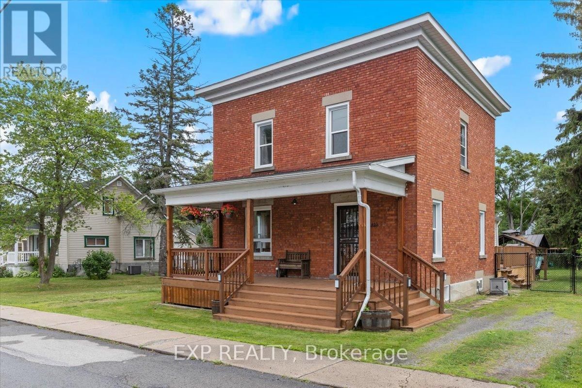 485 VICTORIA STREET Image 2